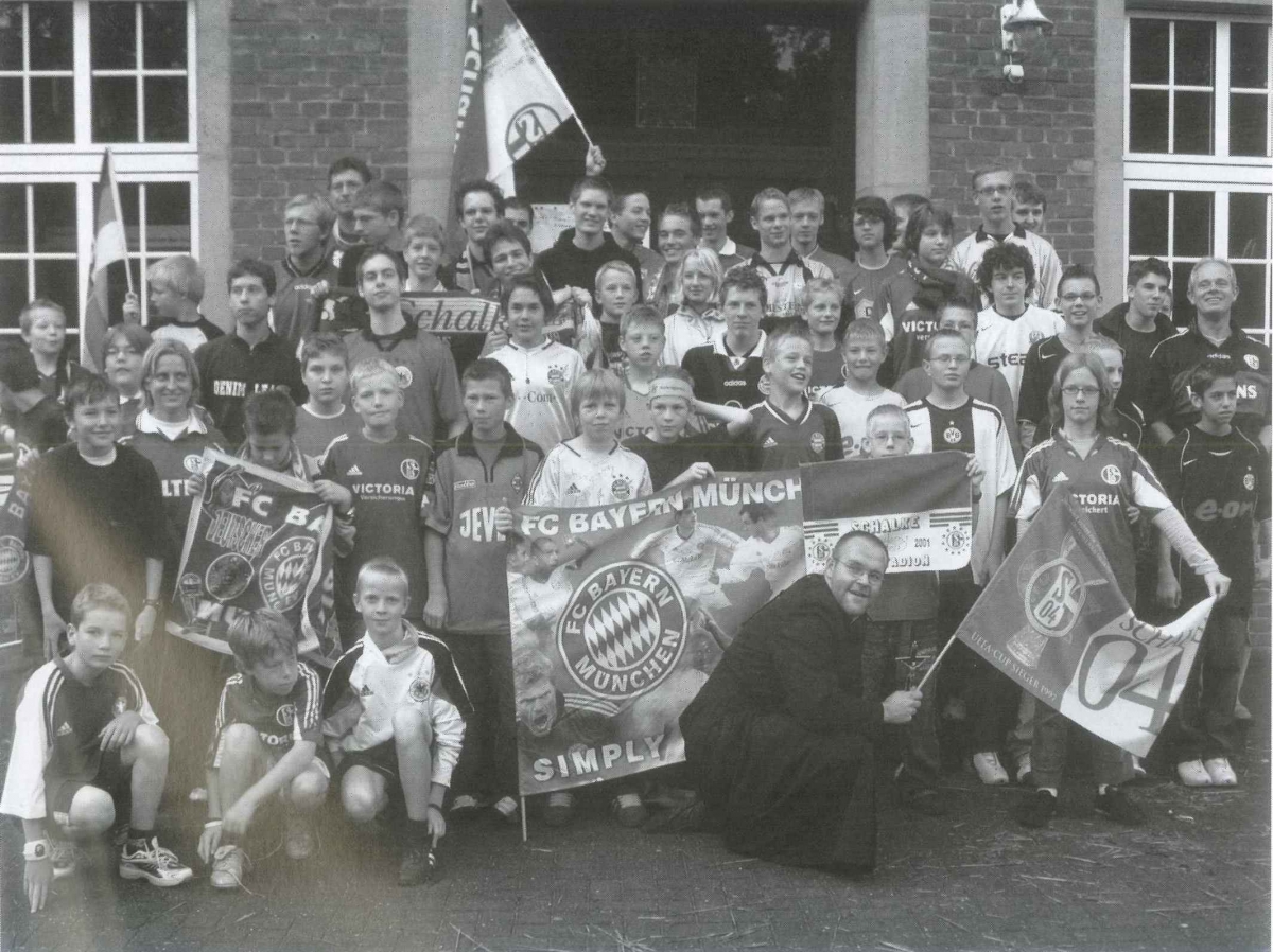 JB 2005 2006 S 85 OMI Fussball WM