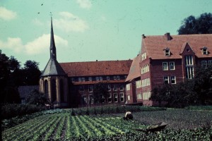 Burlo Kirche Kloster Schule 2